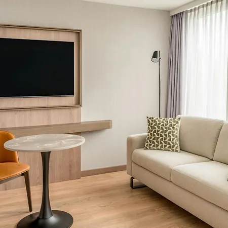 Marriott Hotel 5*
