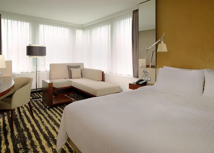 Ξενοδοχείο Marriott 5*